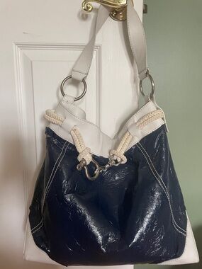 Via spice Shoulder Bag - Nautical-Inspired Design